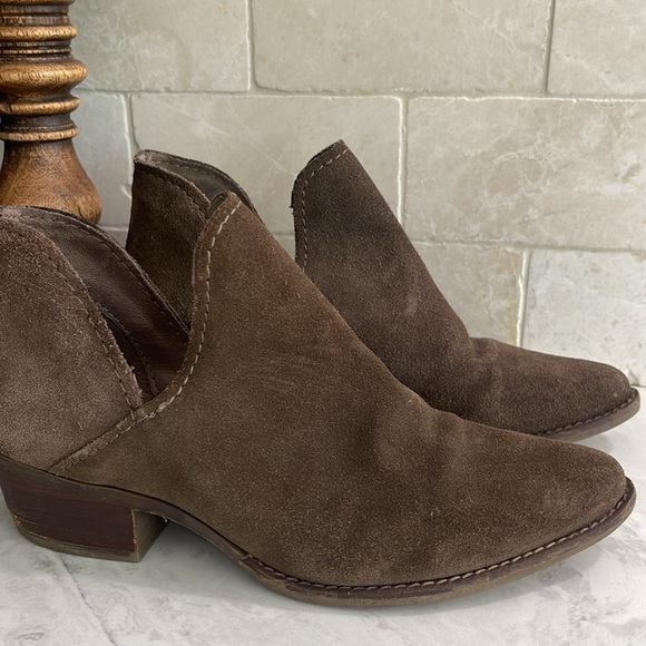 Steve Madden Ankle booties boots size 6.5 dark olive green - Picture 4 of 14